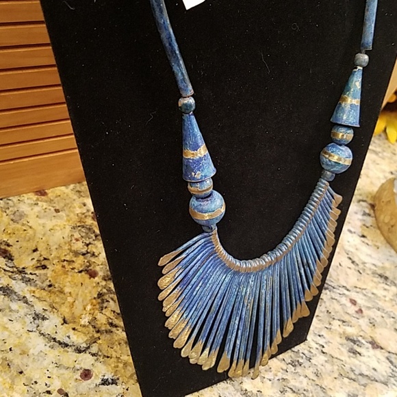 Boho Blue & gold tipped drop necklace GUC NWT - Picture 2 of 8